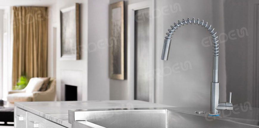 Pull Down Ozone Faucet with Ozone Machine