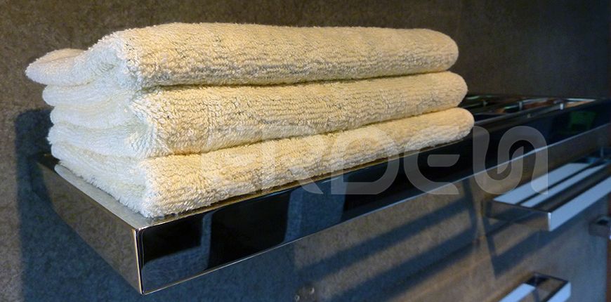 Étagère pour serviettes de bain en acier inoxydable